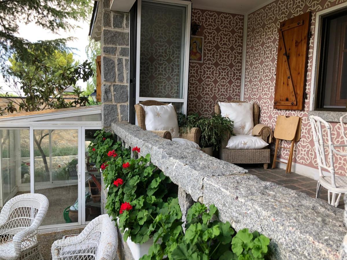 Villa Aurelia - Casa De Campo Con Jardin Y Piscina Entre Madrid Y Segovia Ortigosa del Monte Εξωτερικό φωτογραφία