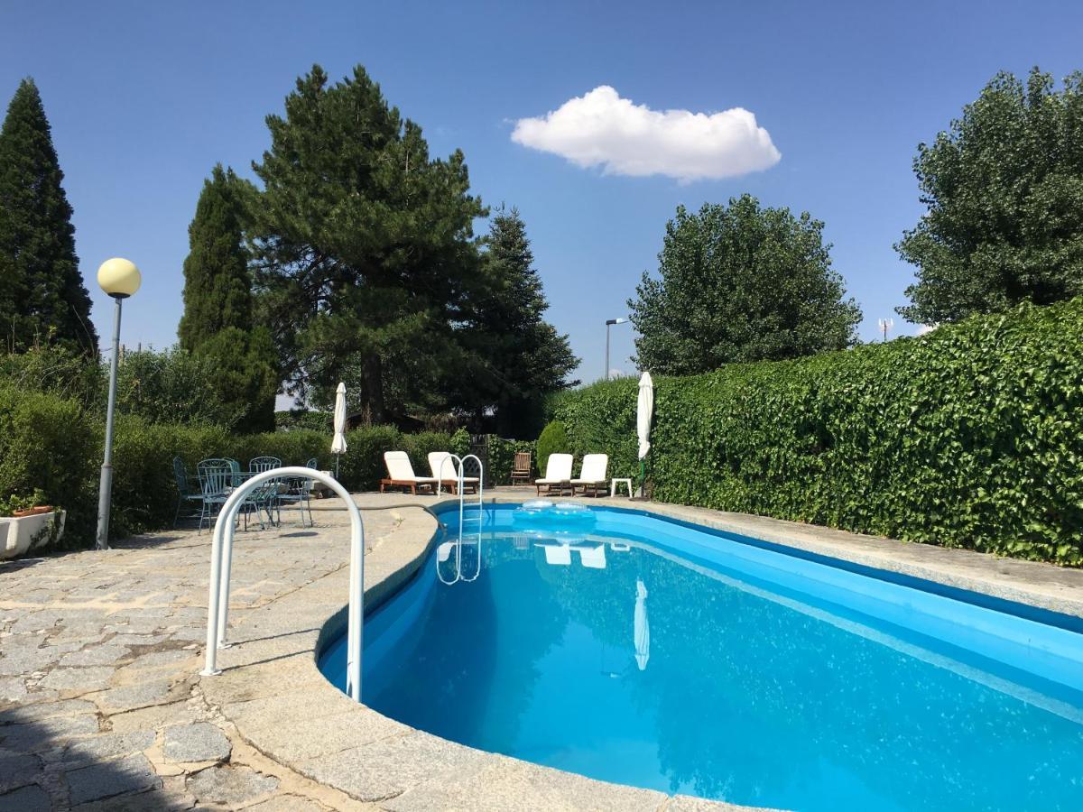Villa Aurelia - Casa De Campo Con Jardin Y Piscina Entre Madrid Y Segovia Ortigosa del Monte Εξωτερικό φωτογραφία